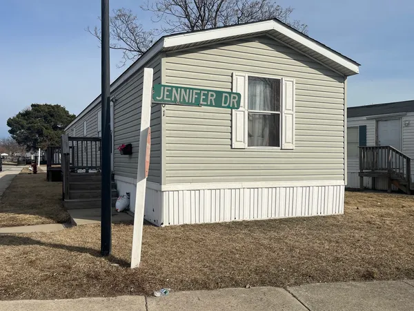 $36,900 | 501 Jennifer Drive, Lynwood, IL 60411