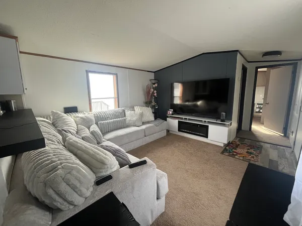 $36,900 | 501 Jennifer Drive, Lynwood, IL 60411