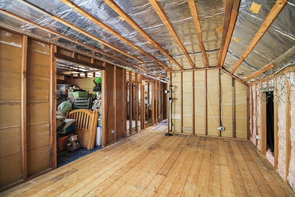28 Grove Street Saugus, MA 01906 - Photo 27 of 42 Gallery Image 27