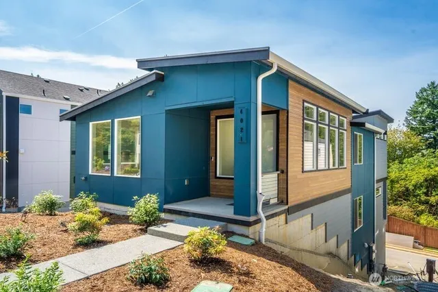 $1,199,990 | 4021 Aberdeen Way Northeast, Renton, WA 98056