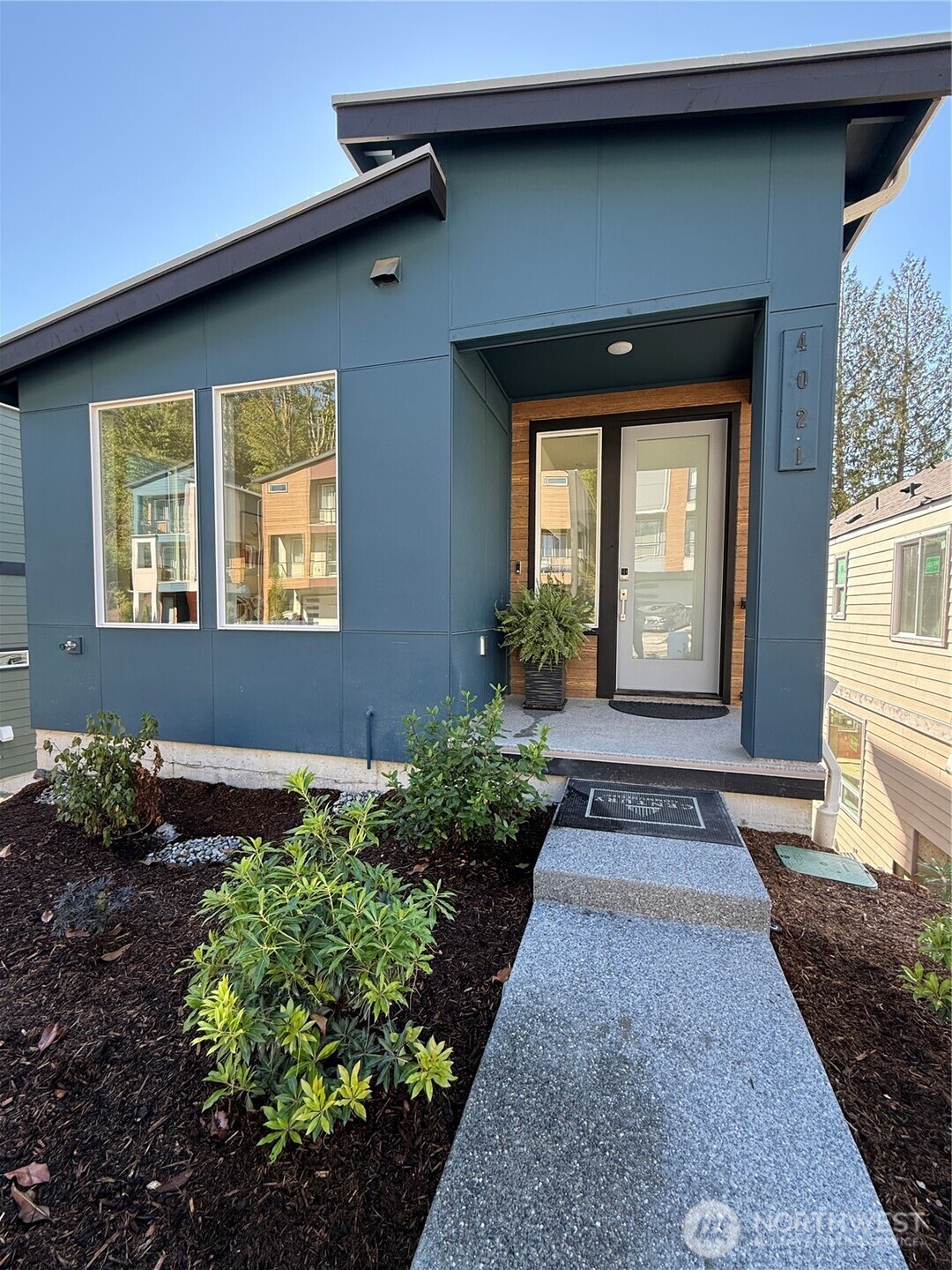 4021 Aberdeen Way Northeast Renton, WA 98056 - Photo 8 of 9 Gallery Image 8