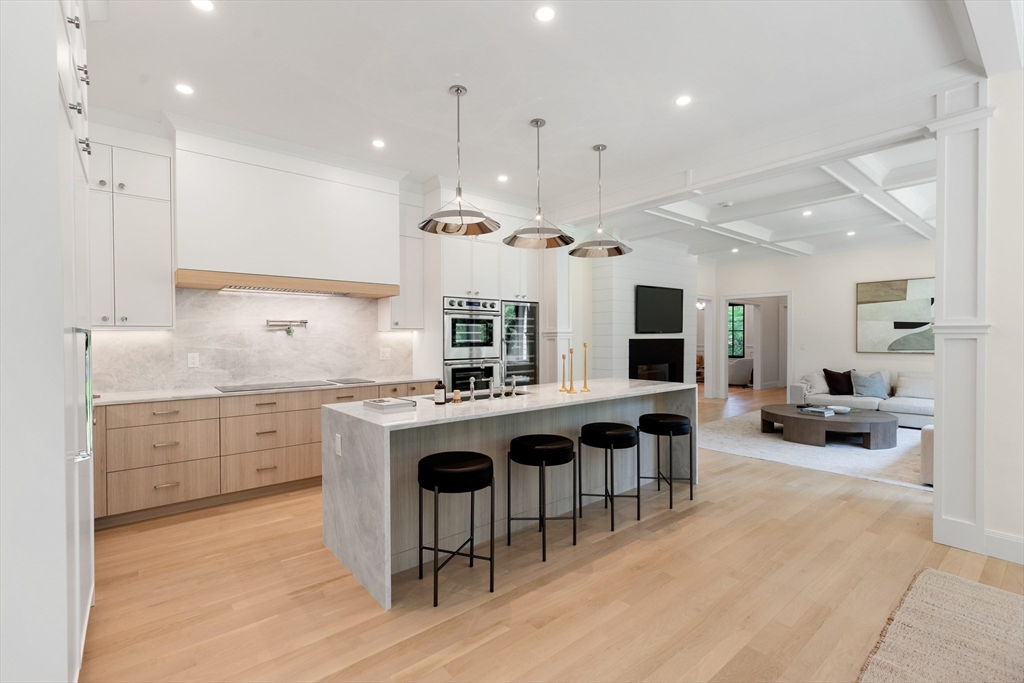 92 Hill Street Lexington, MA 02421 - Photo 14 of 41