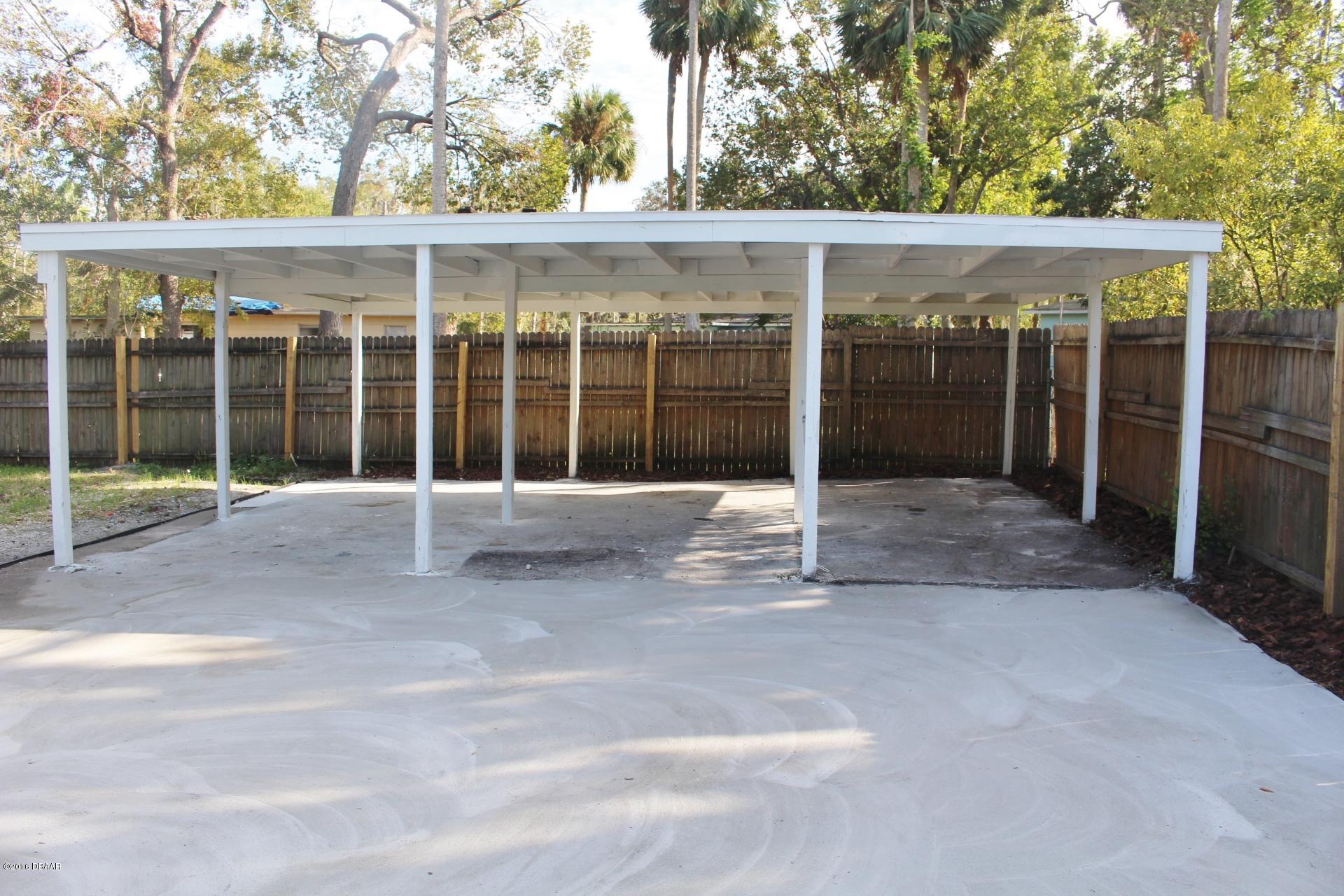 1079 Amanda Road Daytona Beach, FL 32114 - Photo 17 of 20 Carport for 3