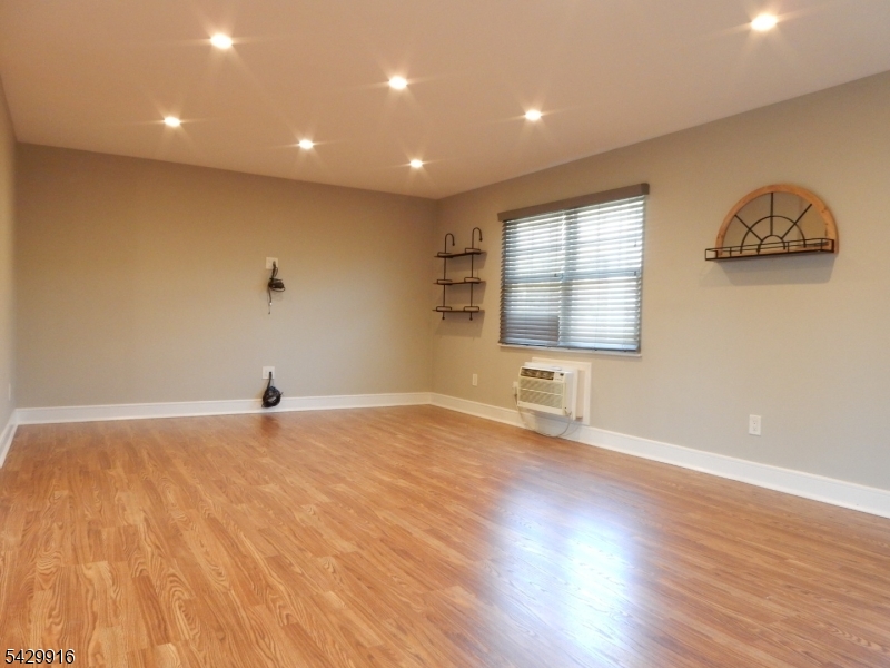322 Richard Mine Road, Unit R1 Wharton, NJ 07885 - Photo 2 of 18
