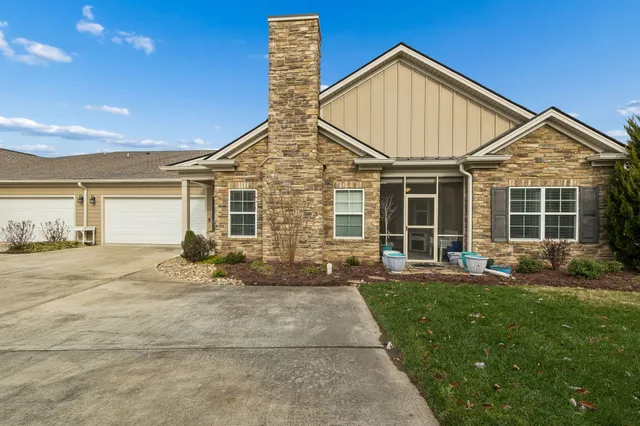 $469,900 | 2519 Bridgeway Street, Murfreesboro, TN 37128
