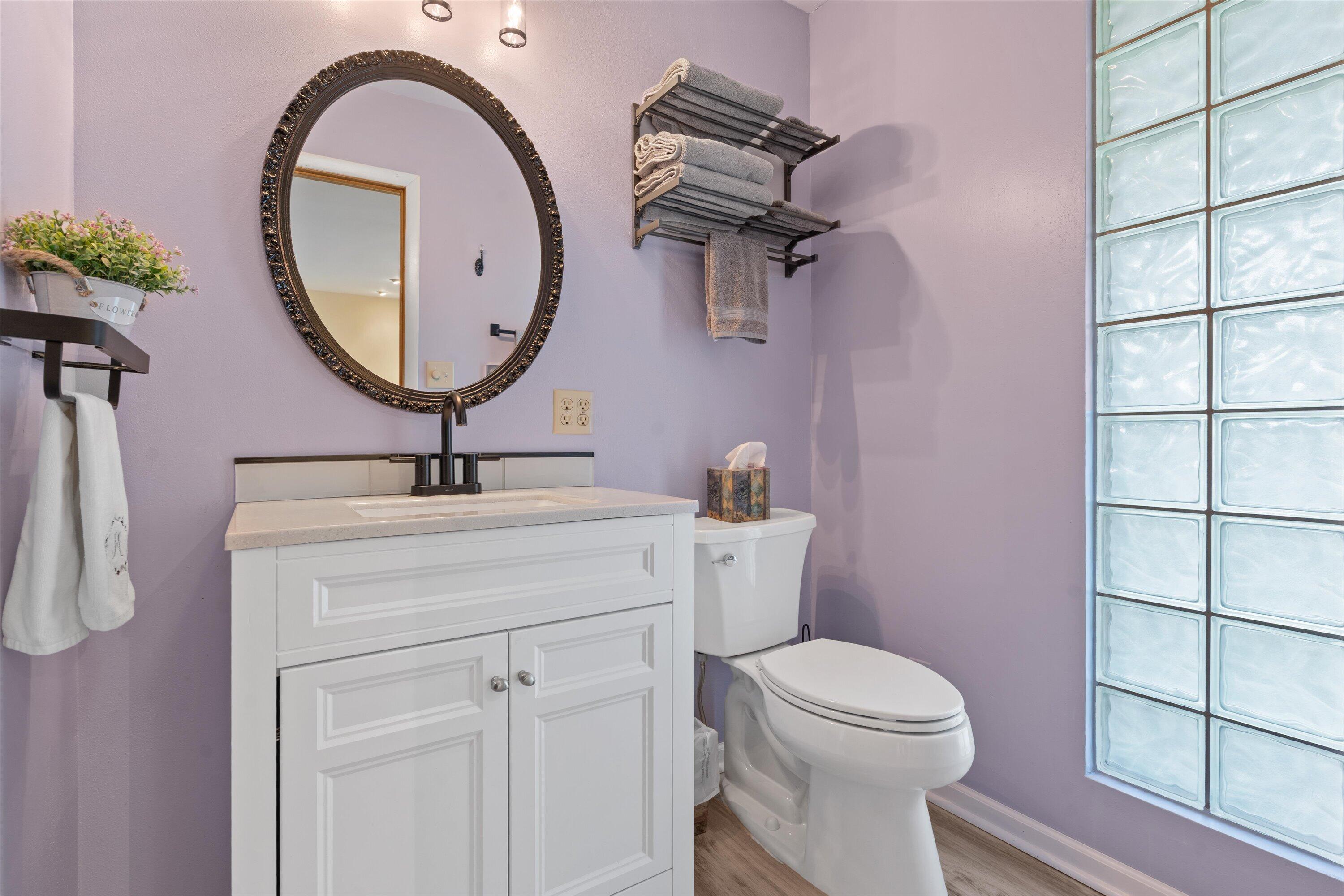 3240 South Hickory Road New Berlin, WI 53151 - Photo 21 of 37 19-DSC02637