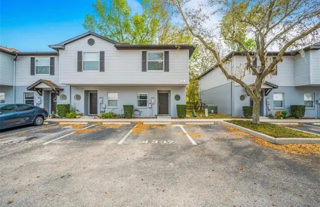 a house view with a outdoor space