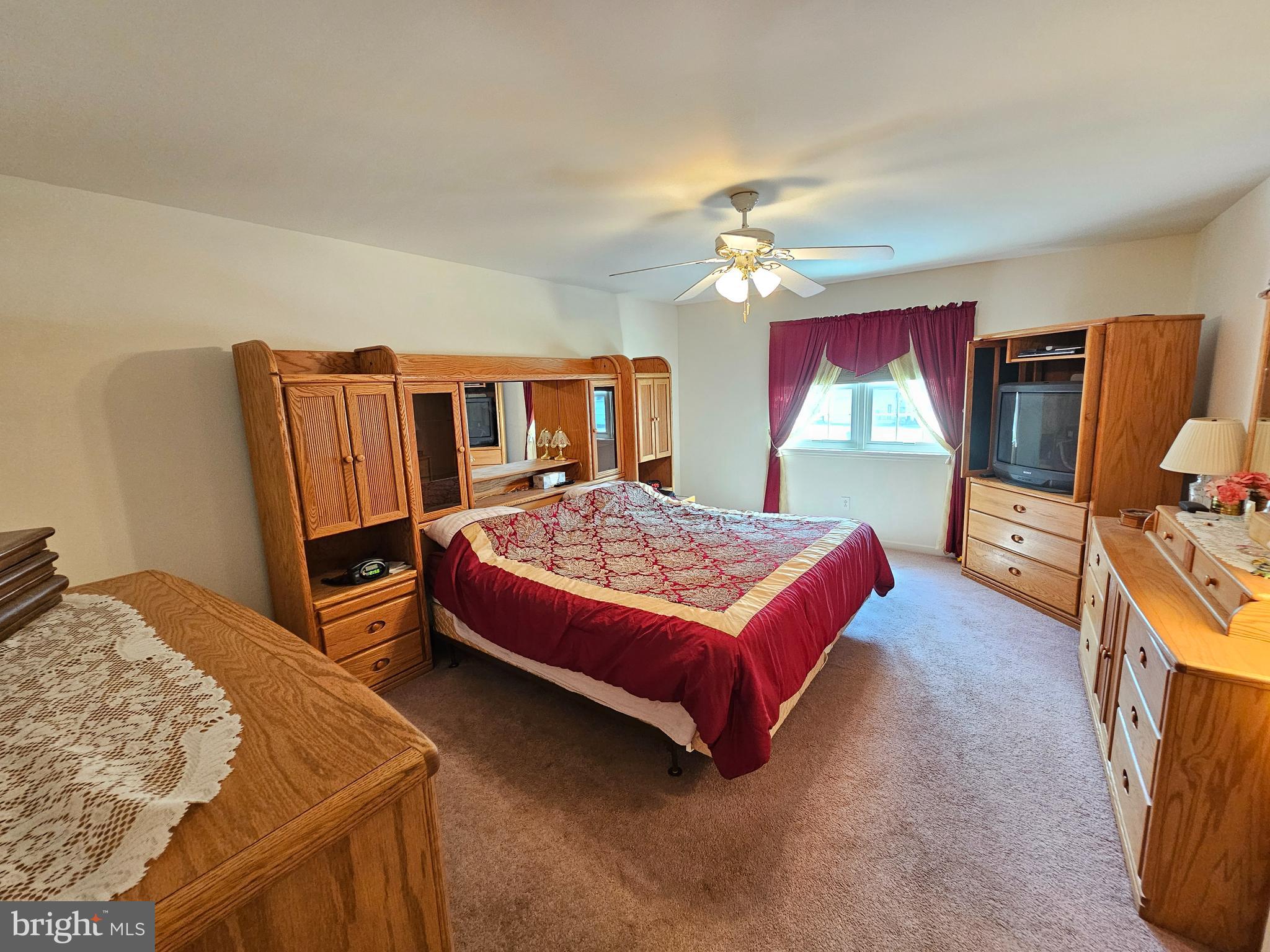 4509 Hillside Road Reading, PA 19606 - Photo 14 of 52 Gallery Image 14