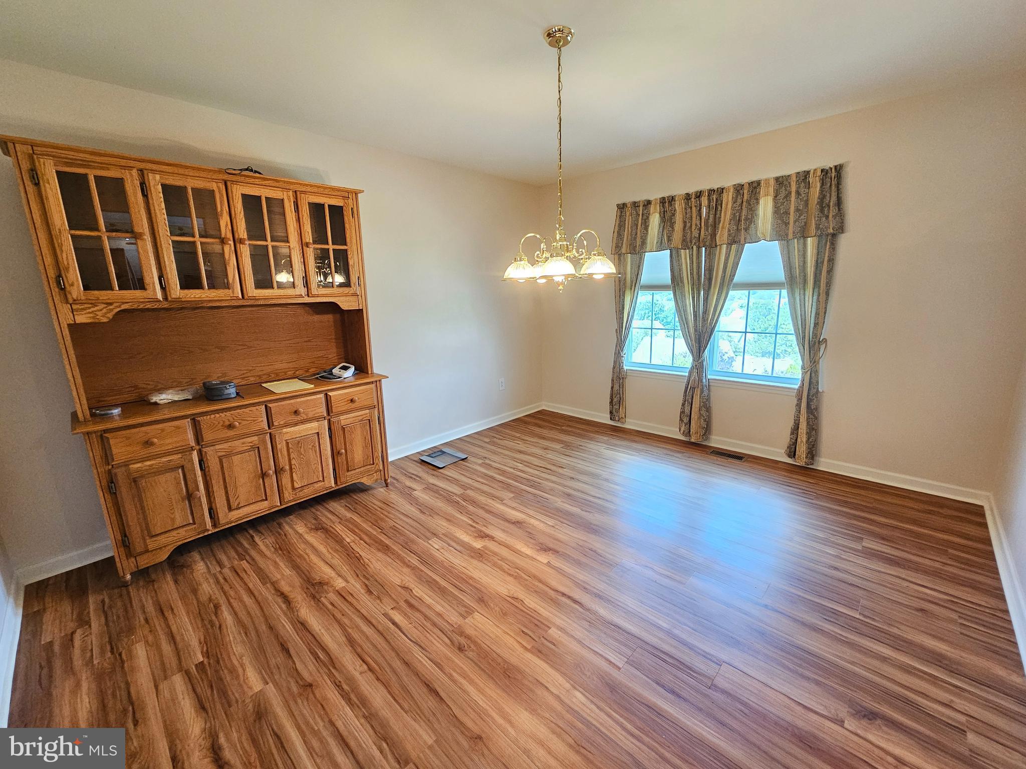 4509 Hillside Road Reading, PA 19606 - Photo 7 of 52 Gallery Image 7