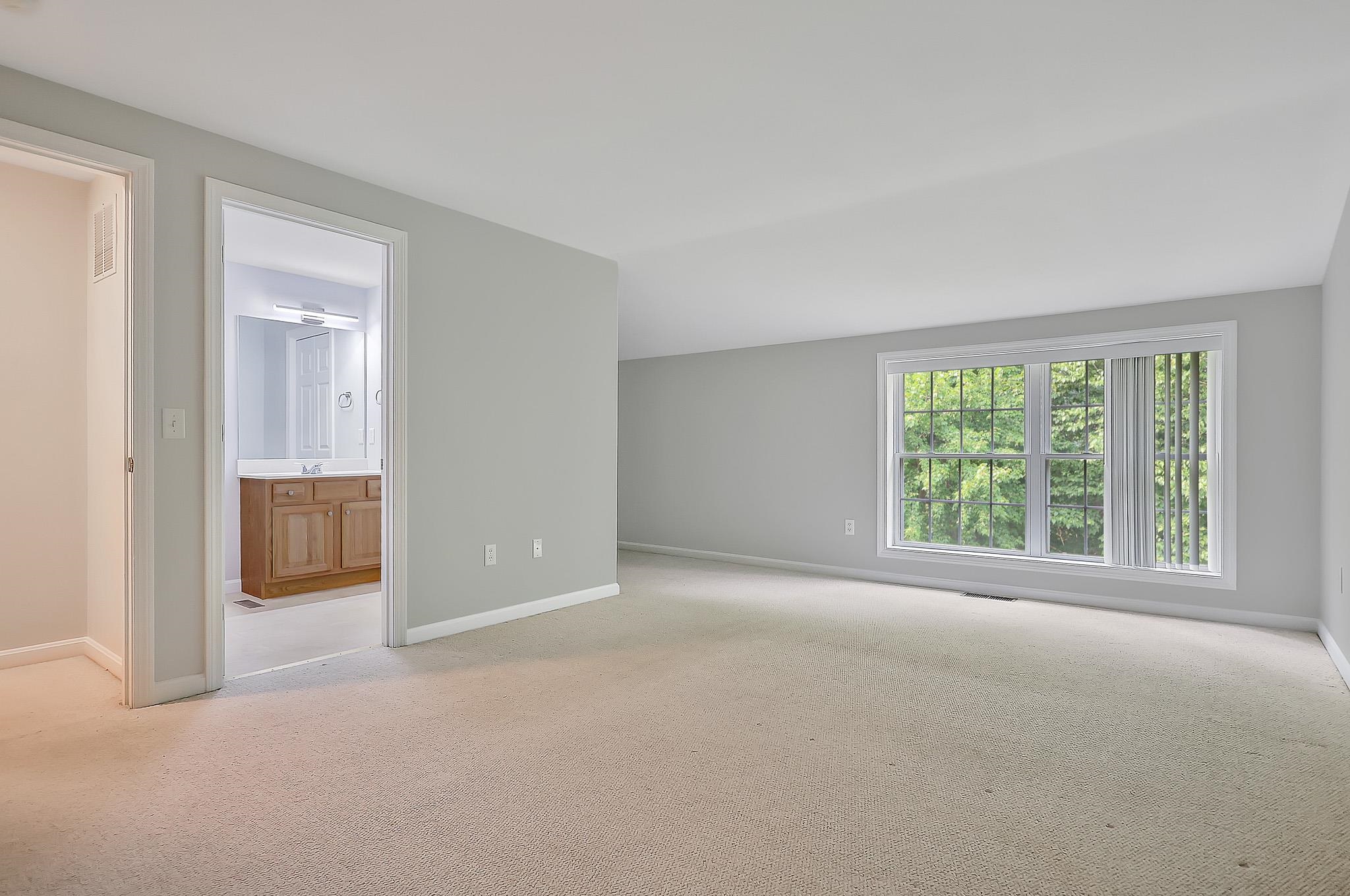 35 Forrest Street, Unit 35 Hampstead, NH 03826 - Photo 17 of 27