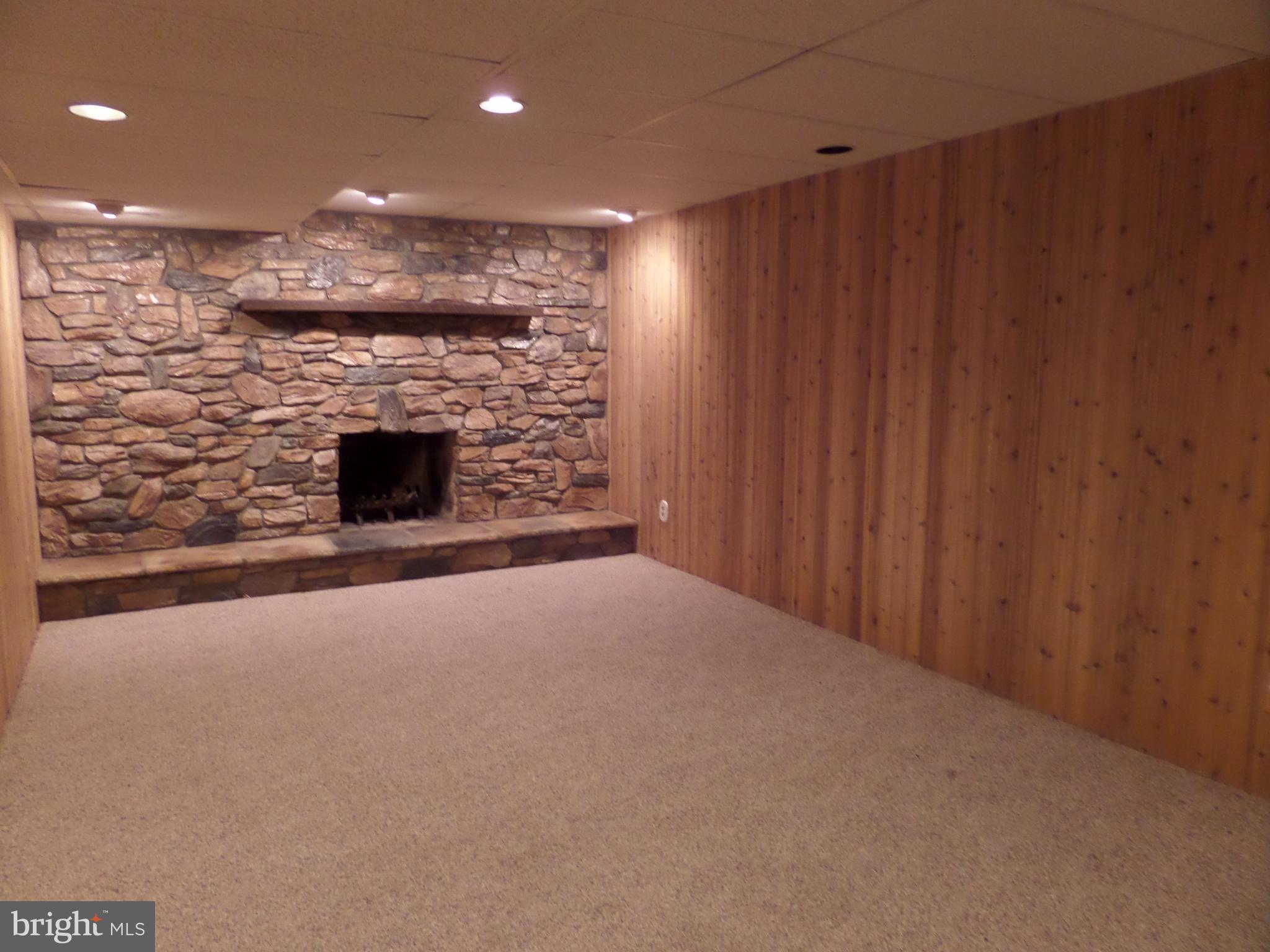 2969 Thompson Road Telford, PA 18969 - Photo 16 of 24 Family Room
