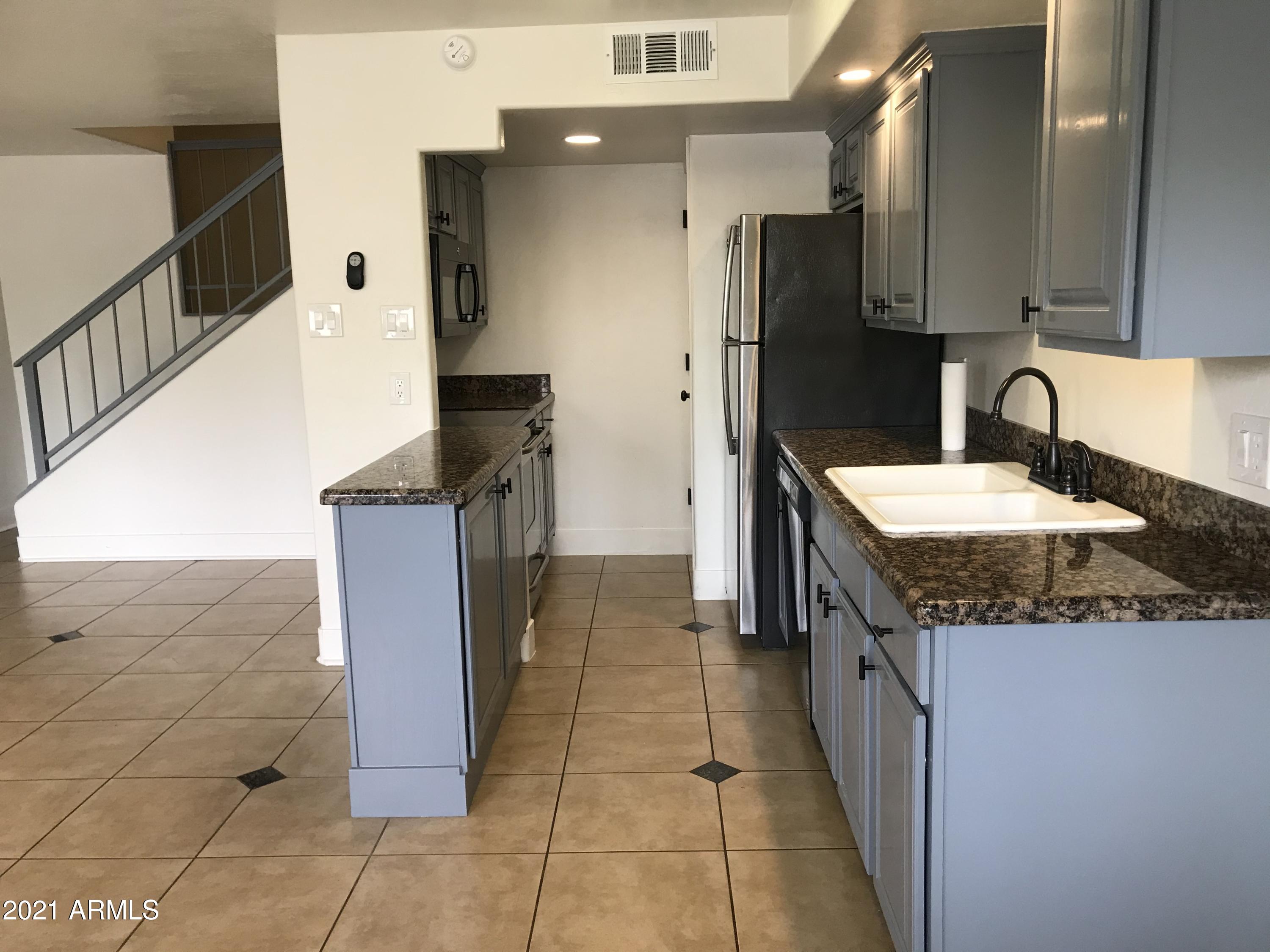 151 East Broadway Road, Unit 202 Tempe, AZ 85282 - Photo 3 of 9 IMG_8199 (1)