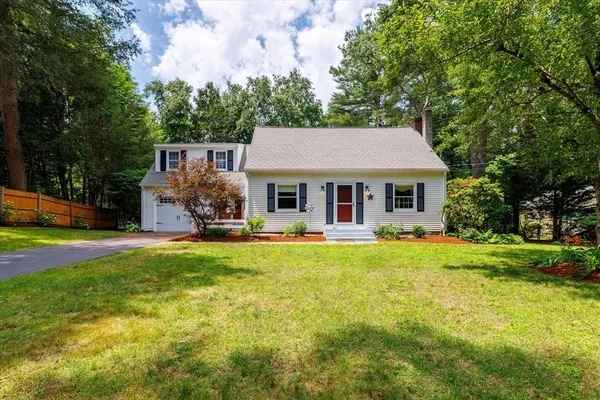 $549,000 | 11 Foster Street, Oxford, MA 01540