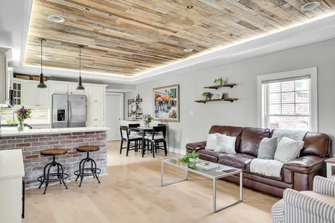 $815,000 | 27 Parker Street, Unit 2, Boston, MA 02129