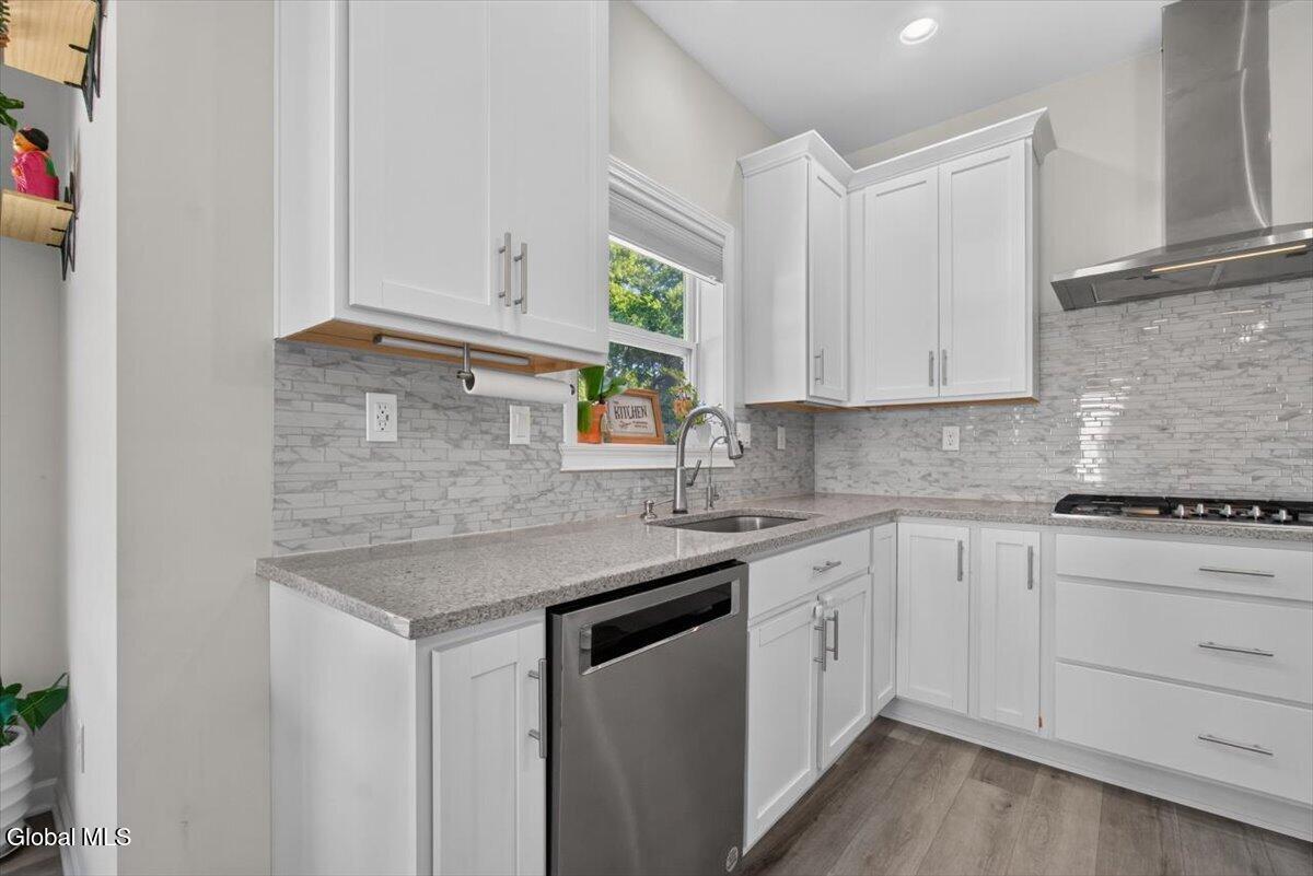 38 Wyatts Circle Rensselaer, NY 12144 - Photo 15 of 49 12-DSC04771