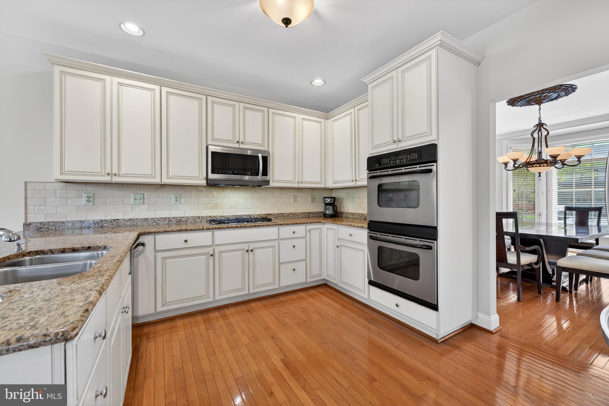 6 Landon Way Exton, PA 19341 - Photo 9 of 43 Kitchen