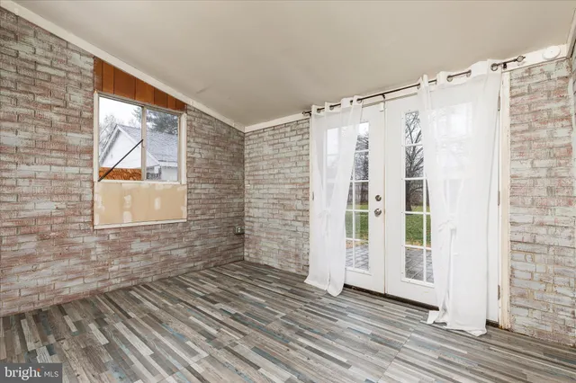 $259,900 | 514 Manassas Avenue, Front Royal, VA 22630