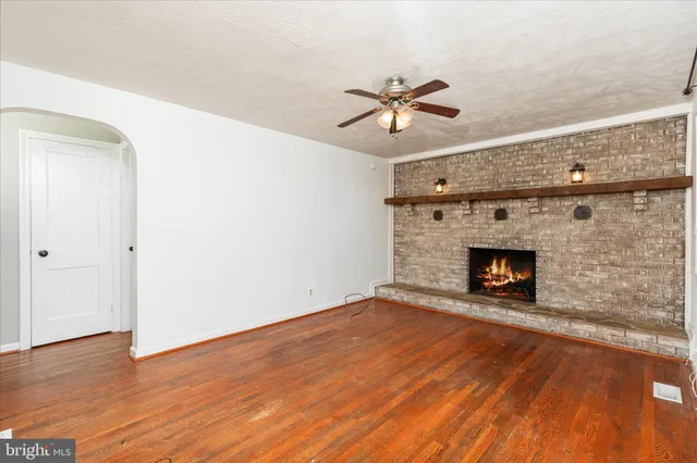 $259,900 | 514 Manassas Avenue, Front Royal, VA 22630