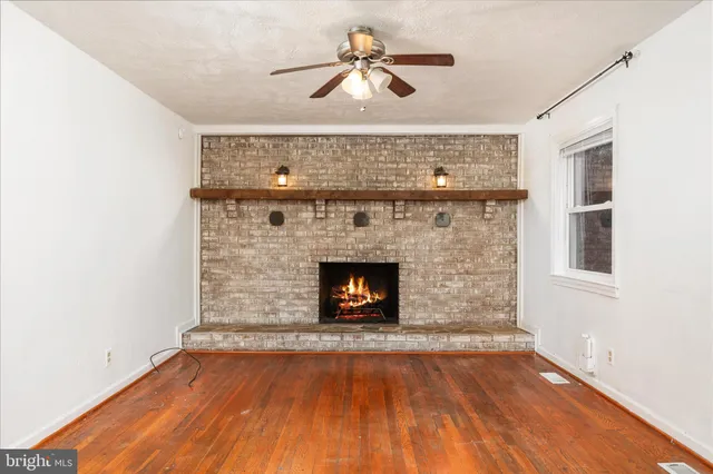 $259,900 | 514 Manassas Avenue, Front Royal, VA 22630