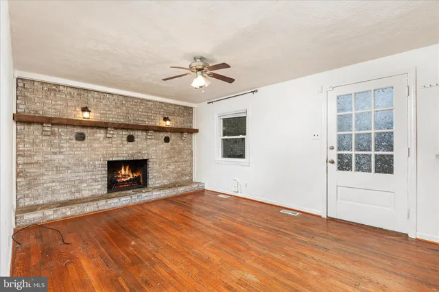 $259,900 | 514 Manassas Avenue, Front Royal, VA 22630