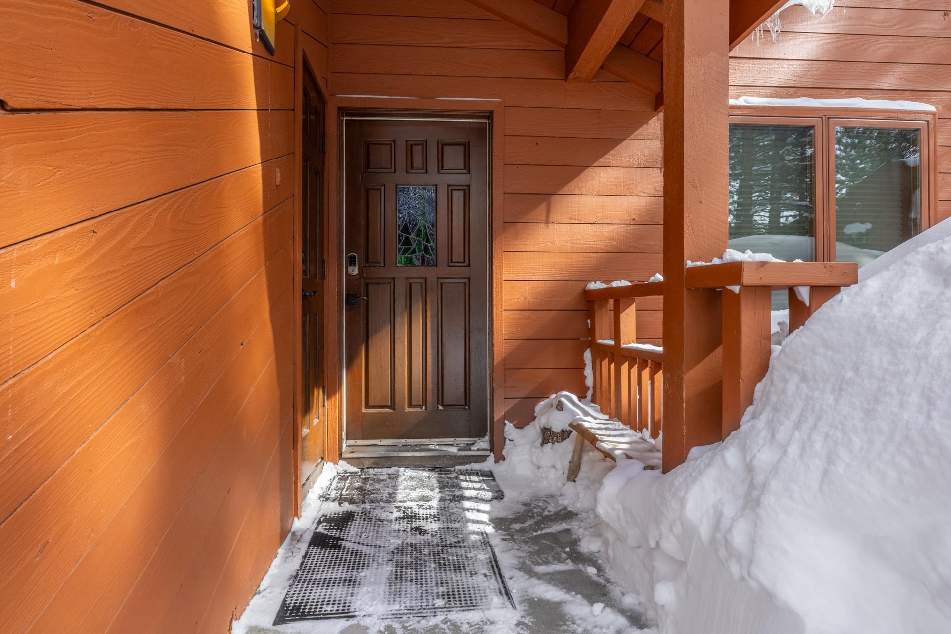 3392 Chateau Road, Unit 2 Mammoth Lakes, CA 93546 - Photo 31 of 43 Gallery Image 31