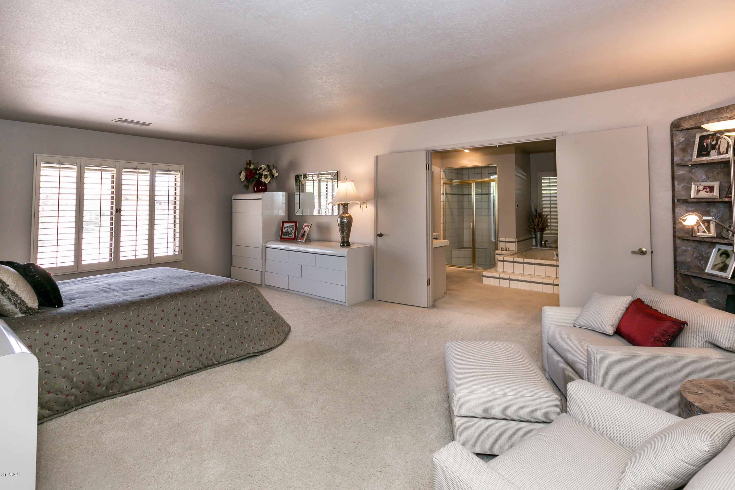 5017 East Mountain View Road Paradise Valley, AZ 85253 - Photo 16 of 24 Master Bedroom