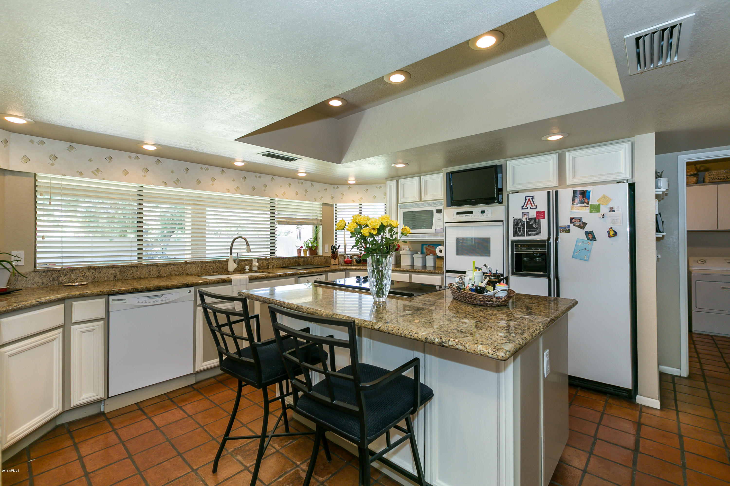 5017 East Mountain View Road Paradise Valley, AZ 85253 - Photo 6 of 24 Kitchen