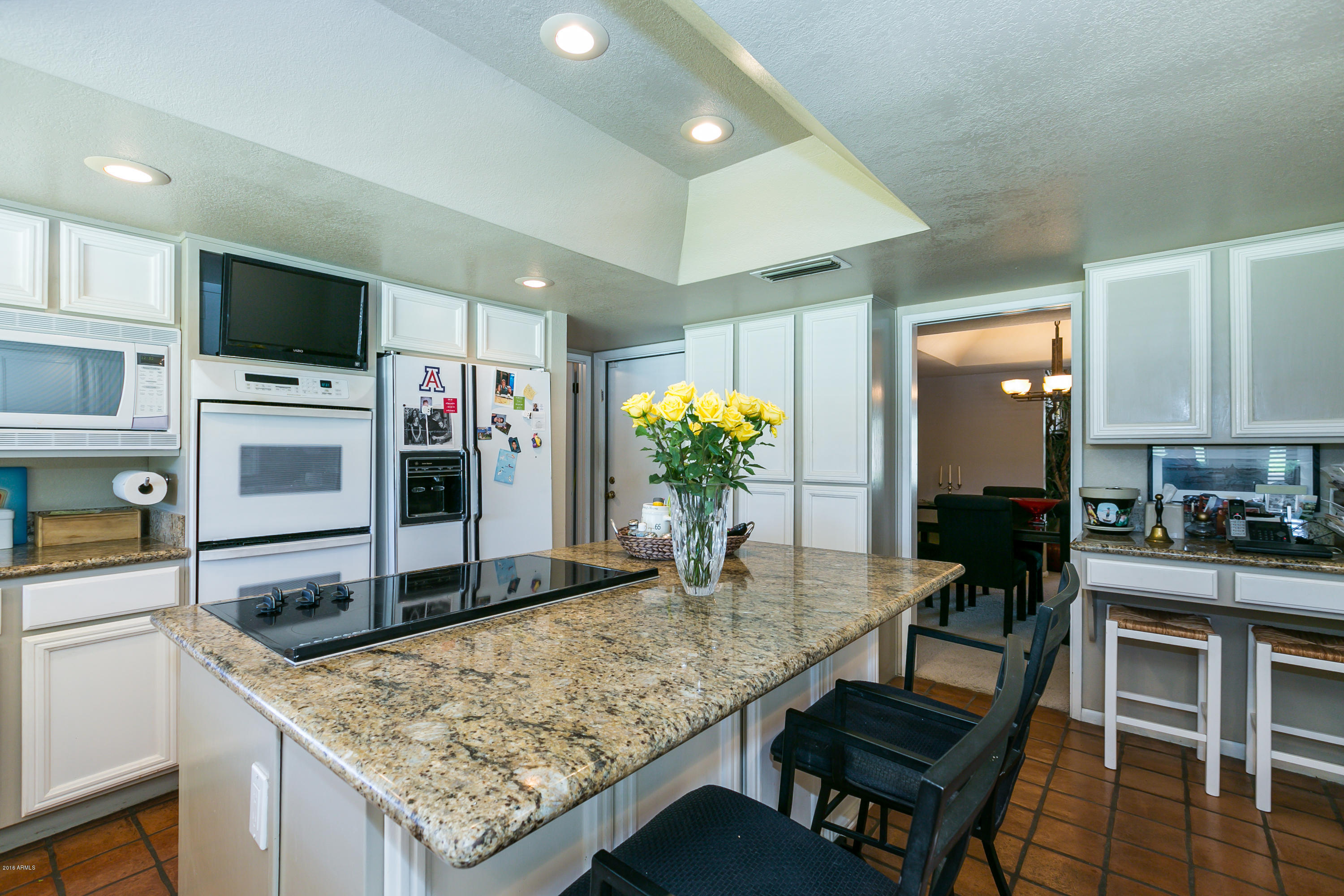 5017 East Mountain View Road Paradise Valley, AZ 85253 - Photo 8 of 24 Kitchen