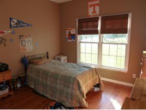 480 Kilkenny Road Kingsport, TN 37664 - Photo 14 of 24 2nd bedroom great size