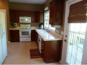 Step saver w gorg cabinets