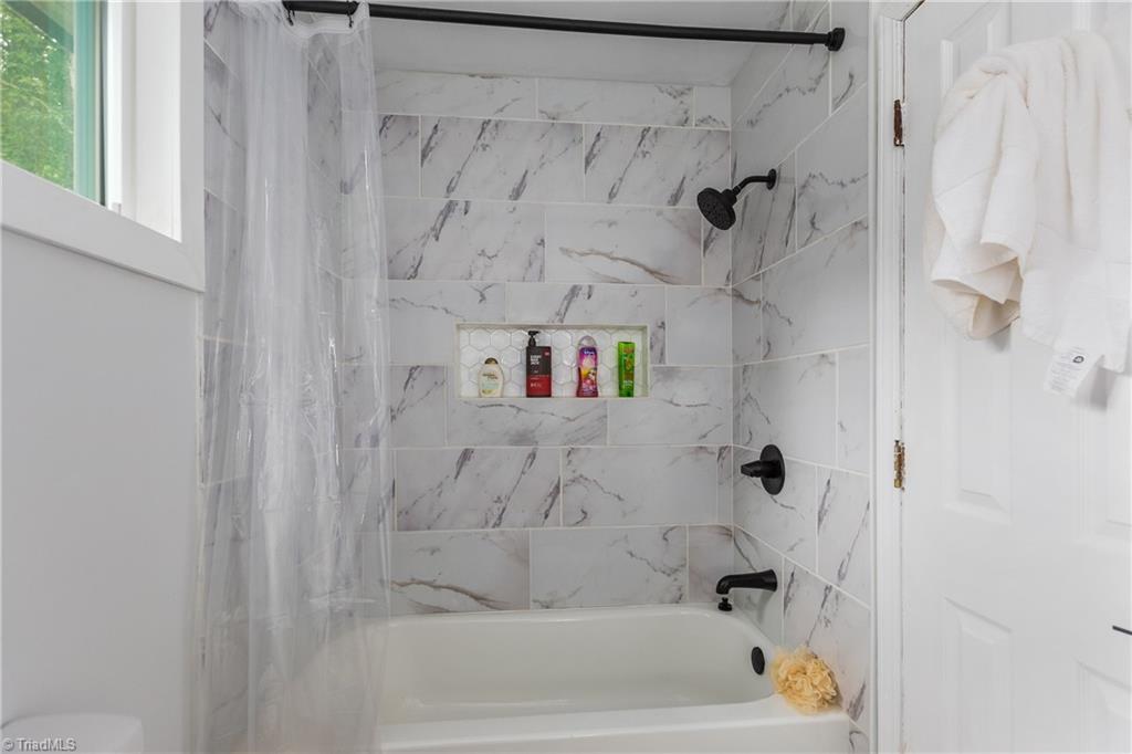 1417 Town Creek Road Eden, NC 27288 - Photo 20 of 40