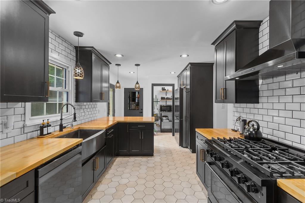 1417 Town Creek Road Eden, NC 27288 - Photo 7 of 40