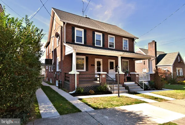$2,850 | 126 Starr Street, Phoenixville, PA 19460