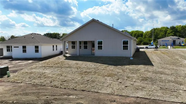 $400,435 | 32726 West 176th Terrace, Edgerton, KS 66021