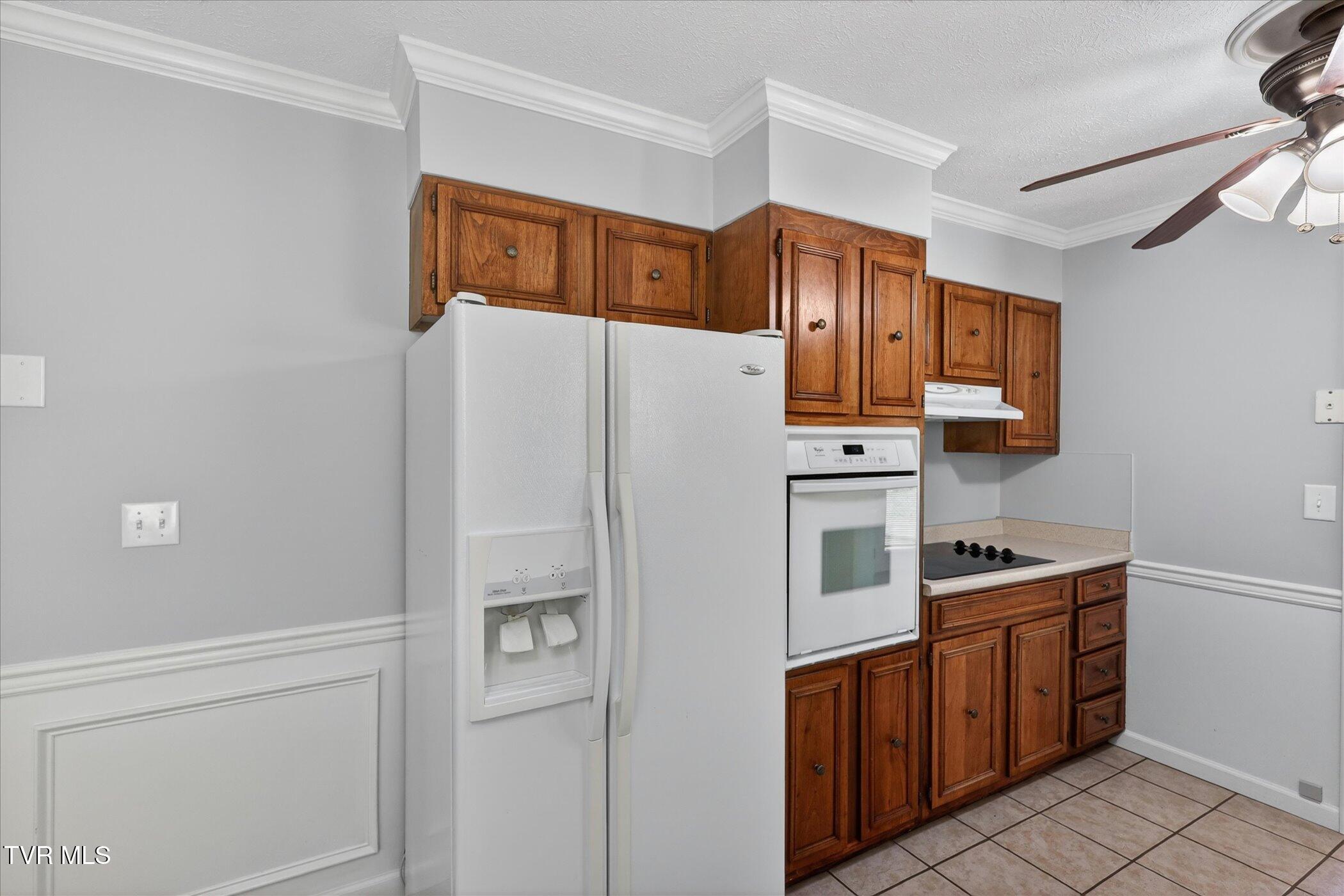 3852 Ridge Line Drive Kingsport, TN 37664 - Photo 13 of 51 14-3852-Ridgeline-Dr-Kingsport-WindowSti