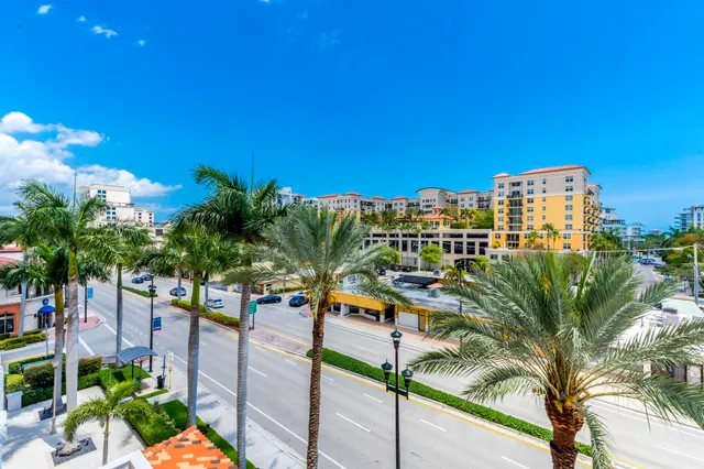 $550,000 | 233 South Federal Highway, Unit 413, Boca Raton, FL 33432