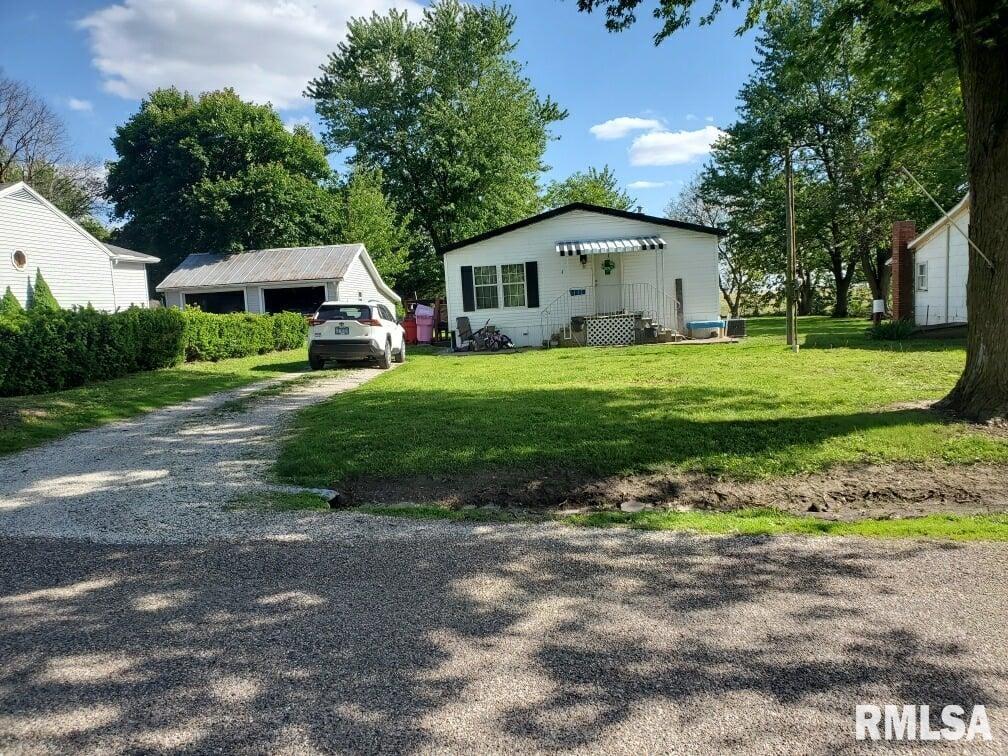 205-207 West Perkins Street Payson, IL 62360 - Photo 17 of 18
