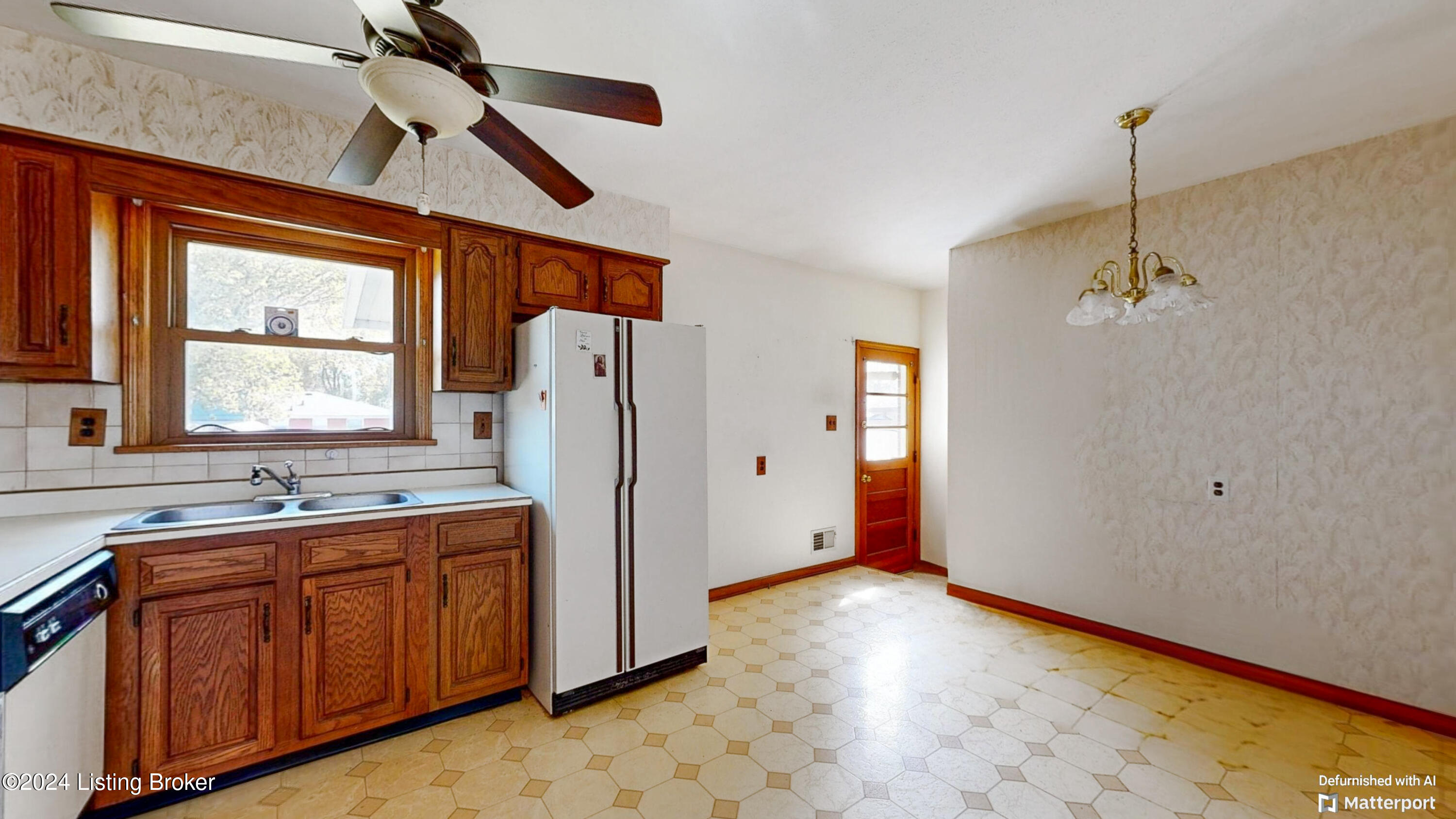 10913 Torrington Road Louisville, KY 40272 - Photo 11 of 39 10913 Torrington Rd-10