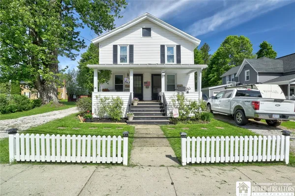 $199,000 | 10 East Evans Street, Chautauqua, NY 14757