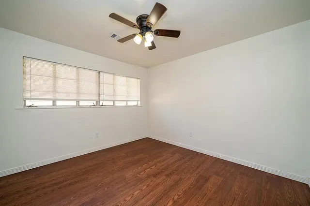 $2,095 | 3444 South Garrett Street, Marshall, TX 75672