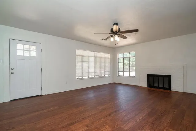 $2,095 | 3444 South Garrett Street, Marshall, TX 75672