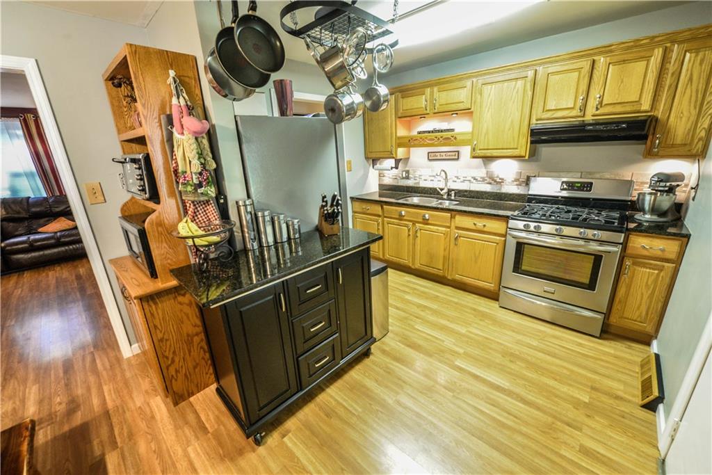 206 Ridge Road Butler, PA 16001 - Photo 5 of 23 Gallery Image 5