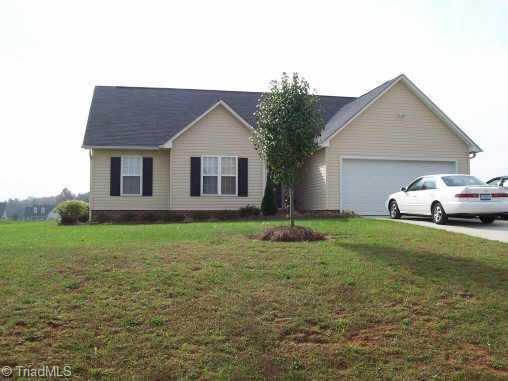 246 Danner Road Mocksville, NC 27028 - Photo 1 of 4 Exterior Front. front view