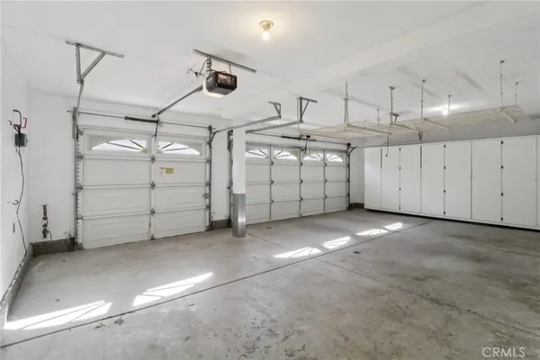 a view of a garage room