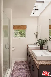 $1,625,000 | 8518 Appian Way, Los Angeles, CA 90046