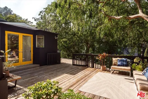 $1,625,000 | 8518 Appian Way, Los Angeles, CA 90046