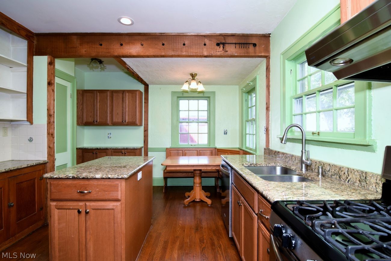 3615 Sutherland Road Shaker Heights, OH 44122 - Photo 14 of 38 Kitchen