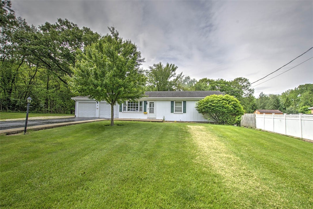 13 Circle Drive Decatur, IL 62521 - Photo 6 of 30