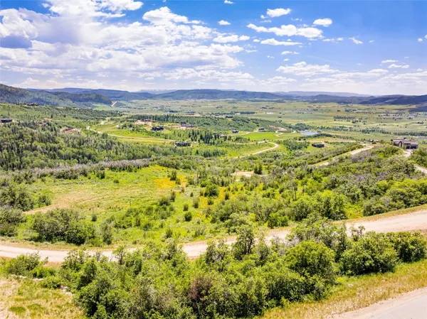 $3,150,000 | 33990 Meadow Creek Drive, Steamboat Springs, CO 80487
