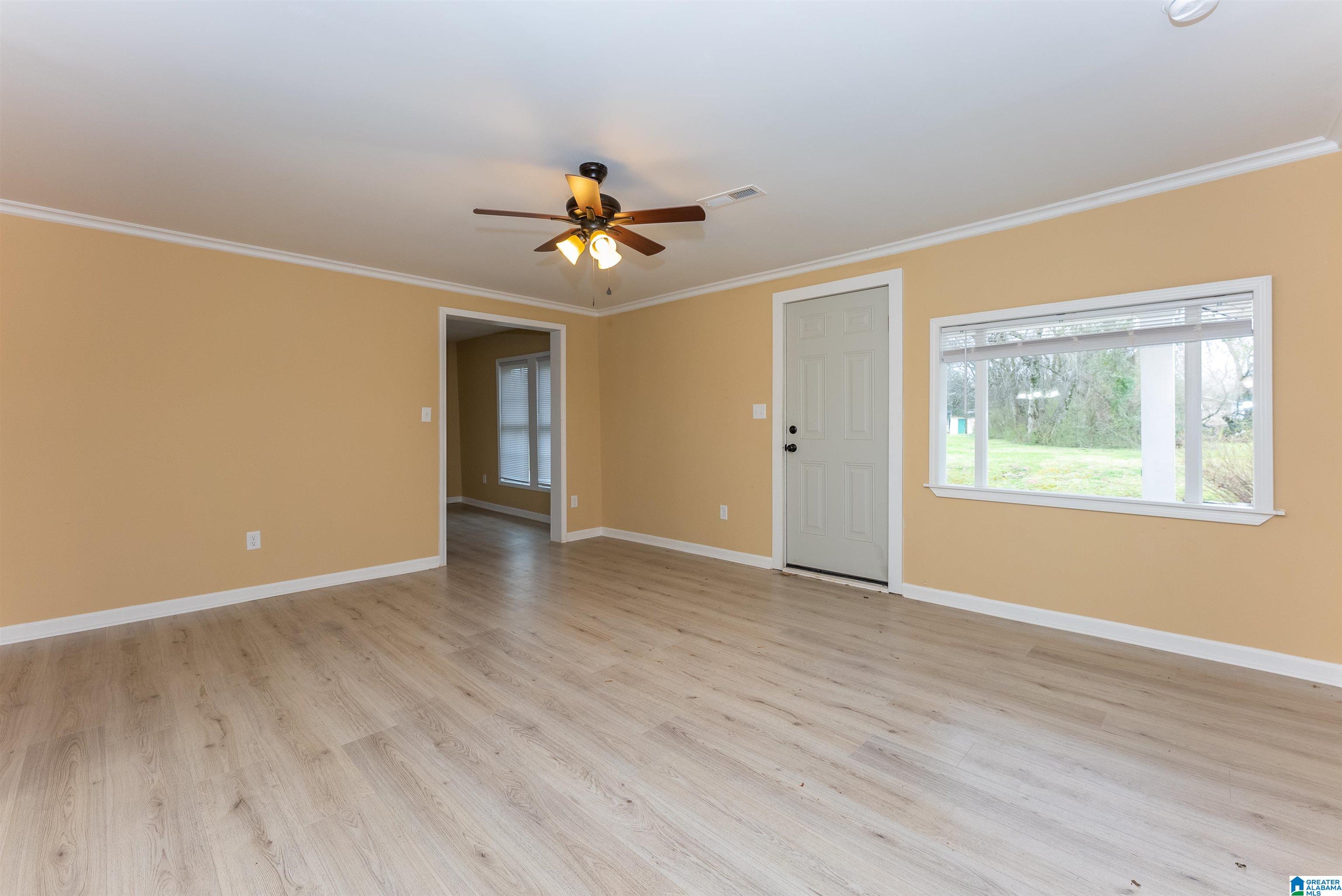 1003 Lucas Street Athens, AL 35611 - Photo 5 of 21